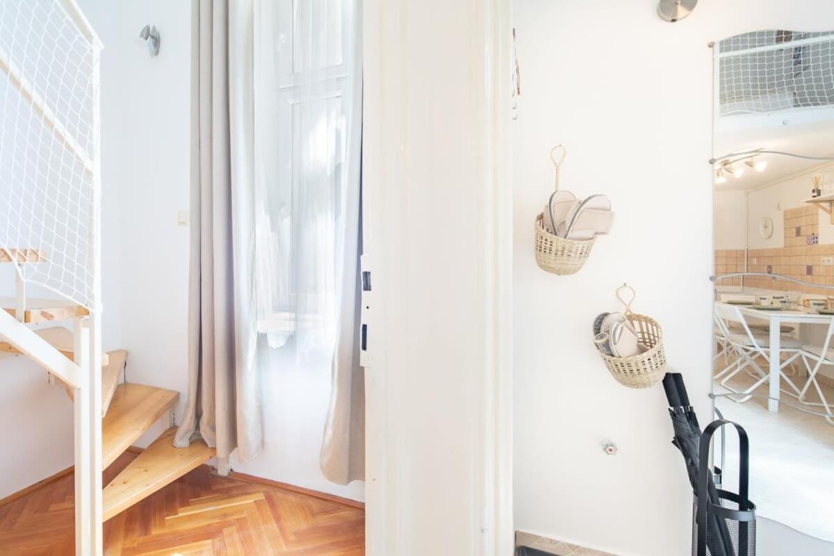 Very - Cozy Apartment *