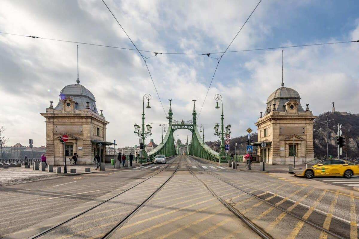 Very - Cozy * Budapesta