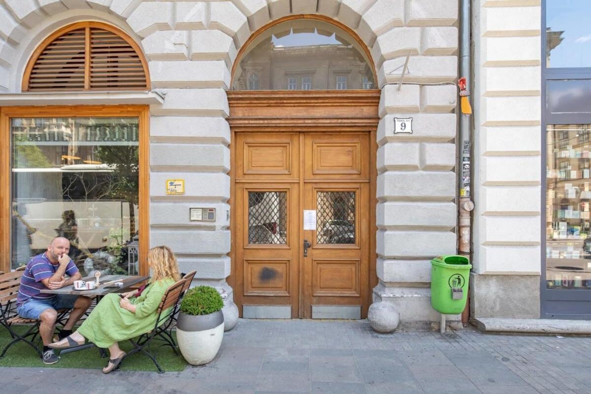 Very - Cozy Budapesta